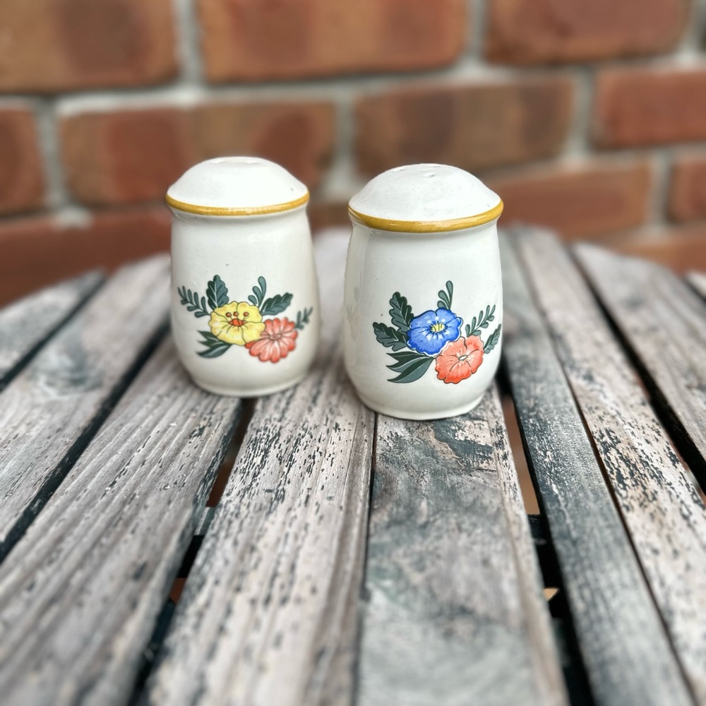 M. Kamenstein Floral Ceramic Salt and Pepper Shakers